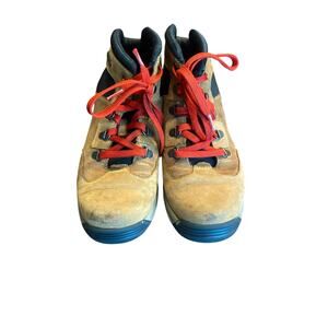 Timberland Boys Hiking Size 6